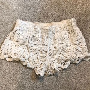 Cream lace shorts